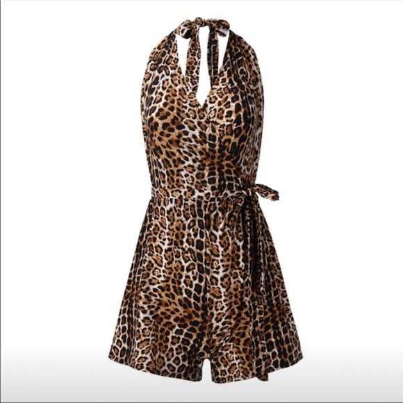 Leopard print halter backless jumpsuit NWT - Picture 5 of 8